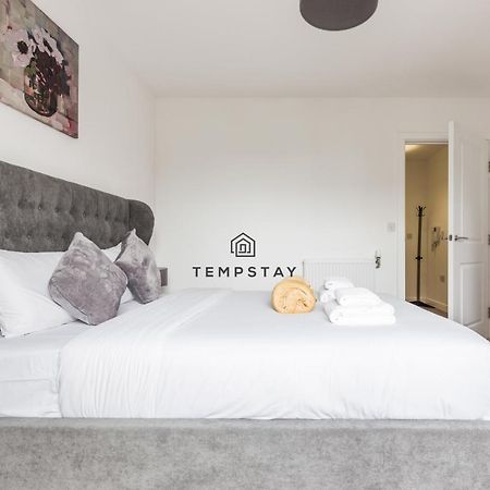 Modern Private Apartment -Balcony-Tube Station London Exterior foto